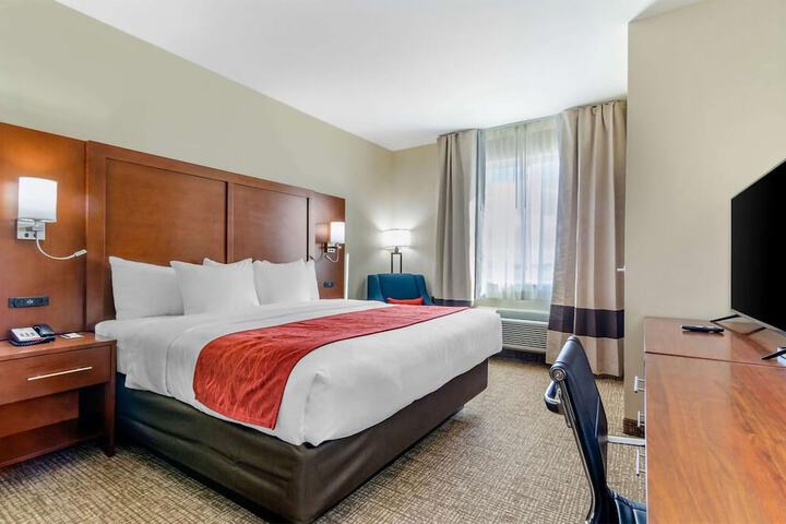 Room 5 of 44