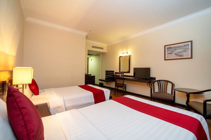 Room 40 of 169