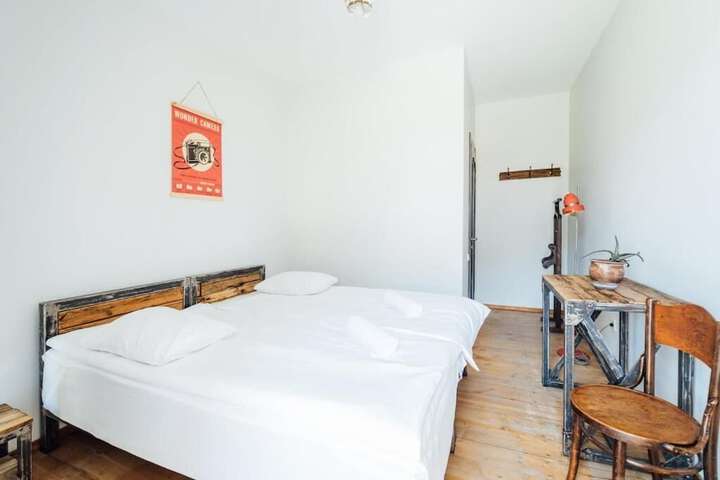 Room 3 of 26