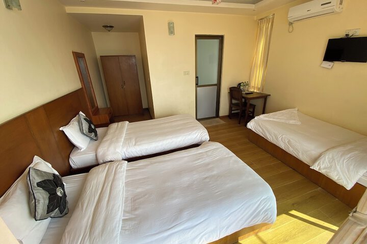Room 11 of 51