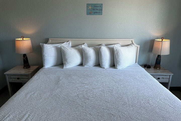 Room 75 of 136