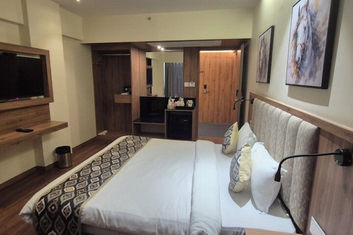 Room 37 of 87