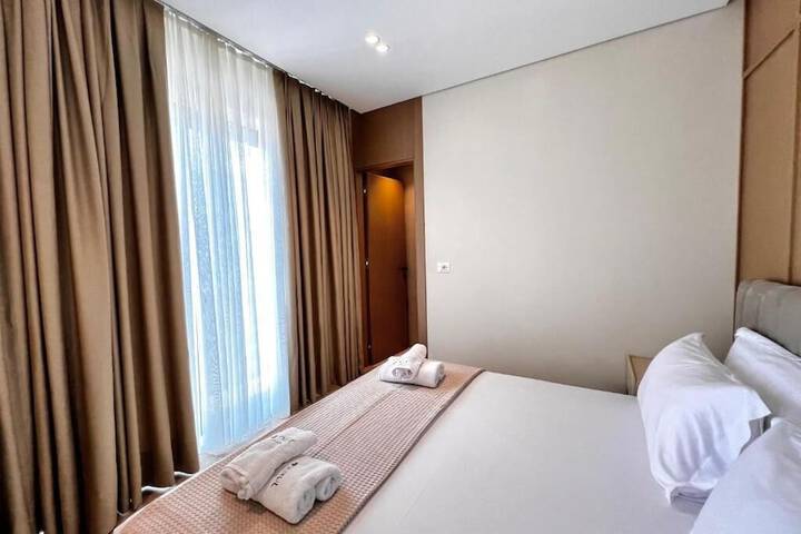 Room 4 of 70