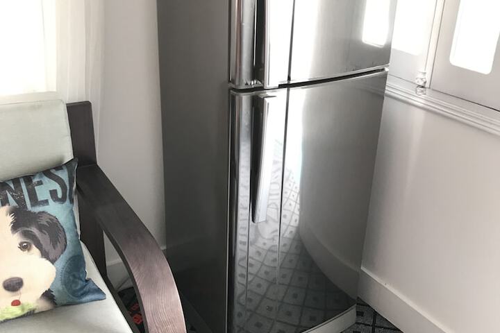 Room 18 of 27