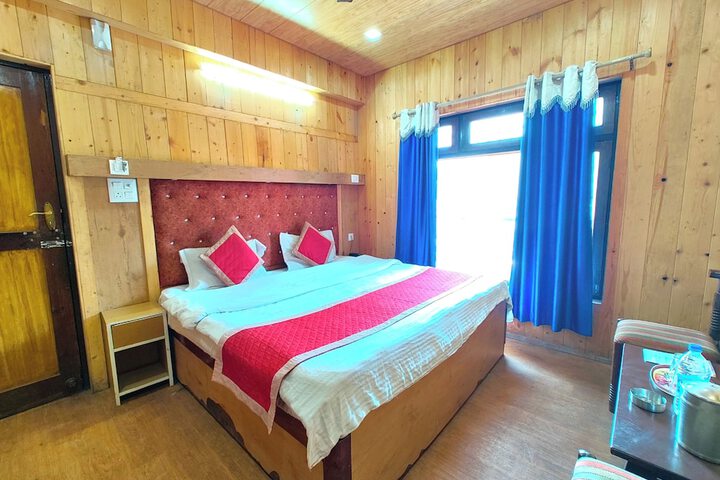 Room 14 of 23
