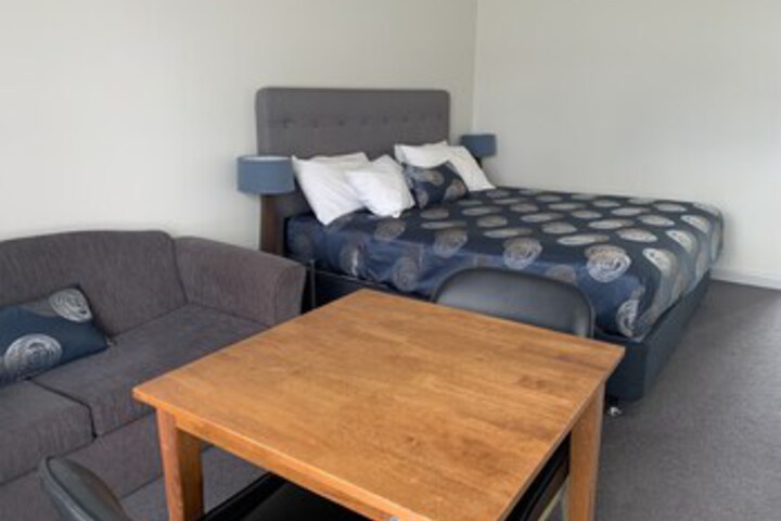 Room 4 of 54
