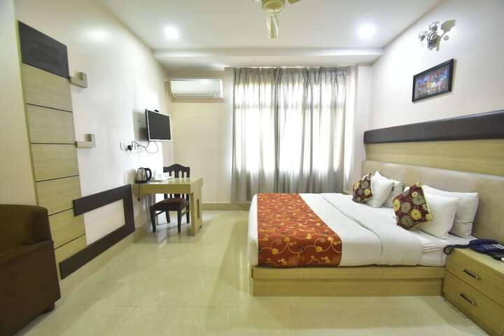 Room 21 of 66