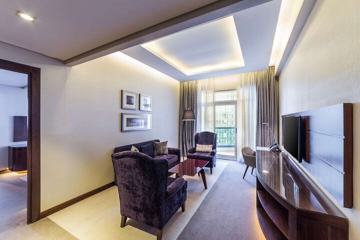 Room 34 of 277