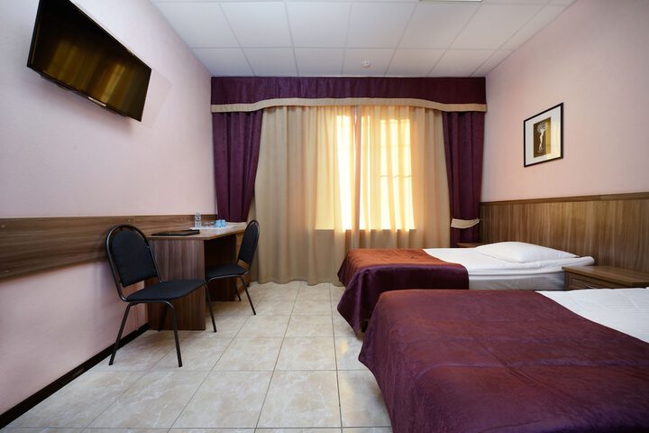 Room 5 of 20