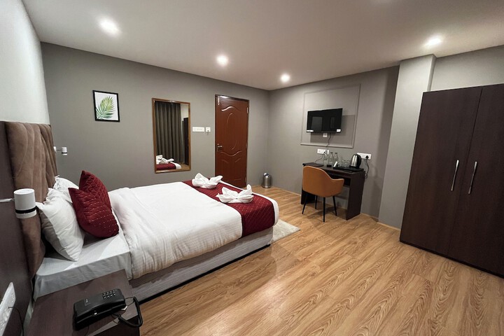 Room 21 of 29