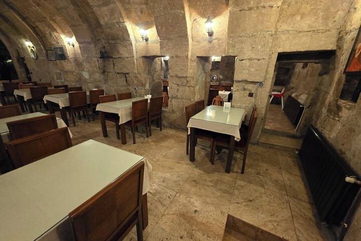 Dining 491 of 578