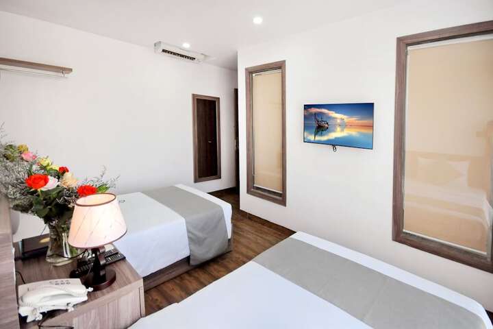 Room 26 of 57