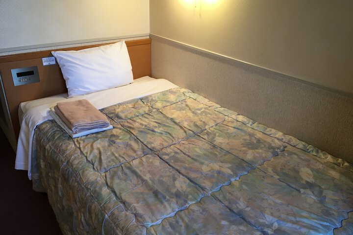 Room 10 of 41
