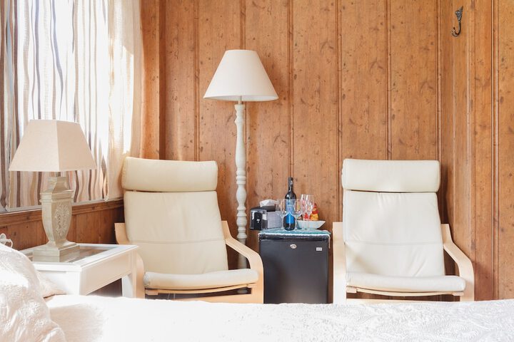Room 20 of 183