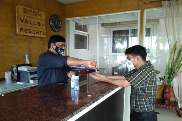 1 India Resorts