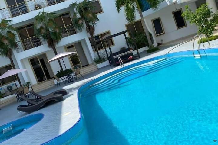 Pool 23 of 26