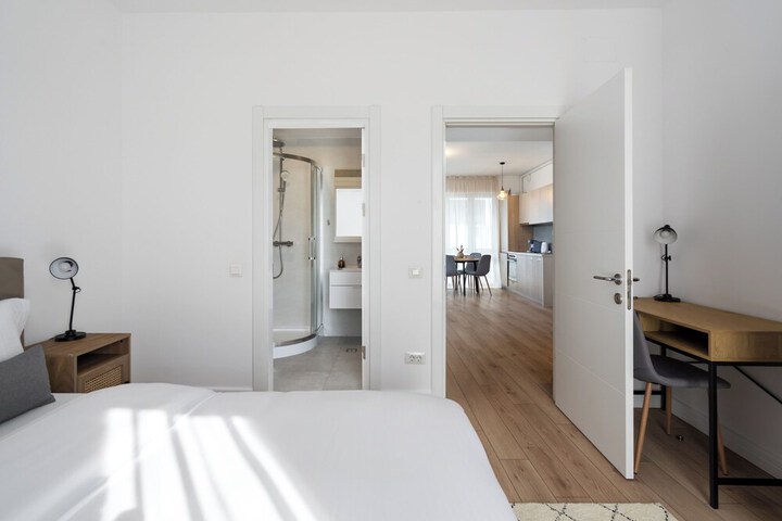 Room 20 of 355