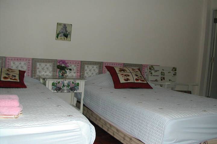 Room 5 of 43