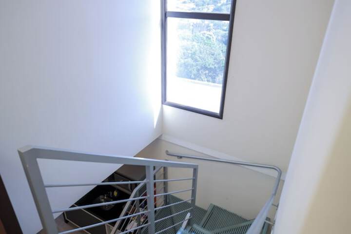 Room 27 of 43