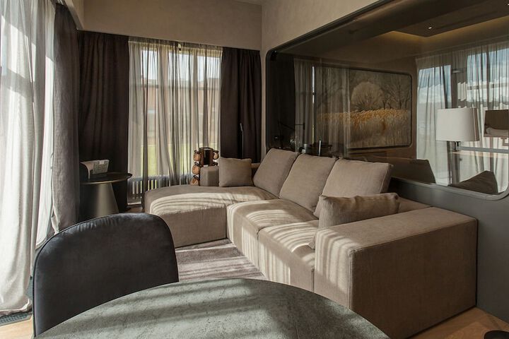 Room 45 of 115