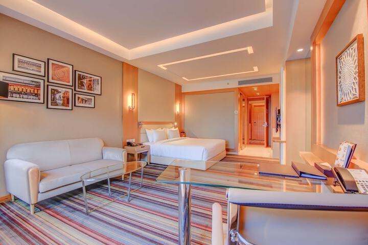 Room 55 of 140