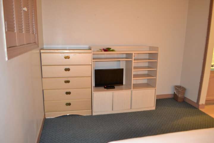 Room 6 of 45
