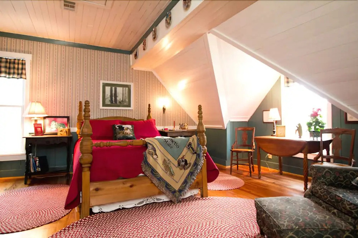 guest_rooms