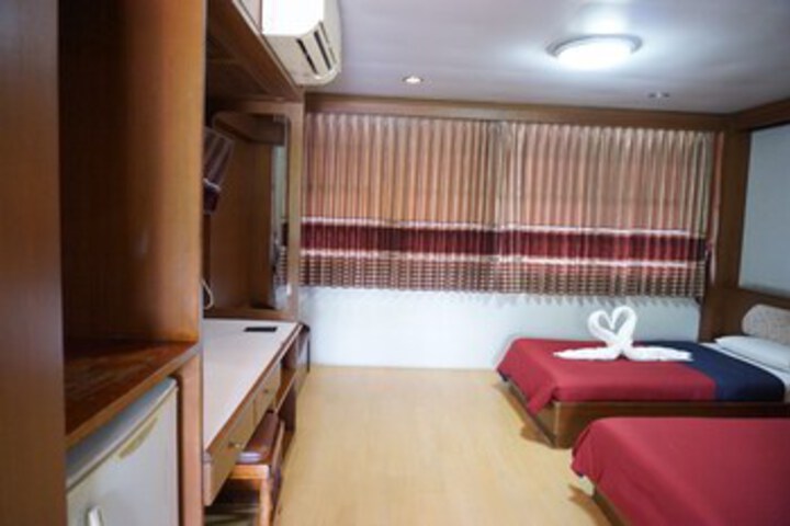 Room 26 of 50
