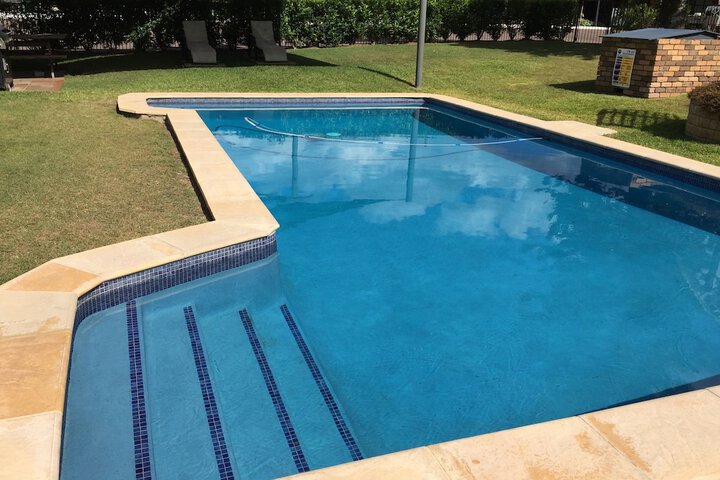 Pool 28 of 31