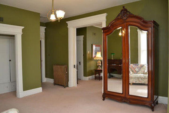 Room 39 of 43