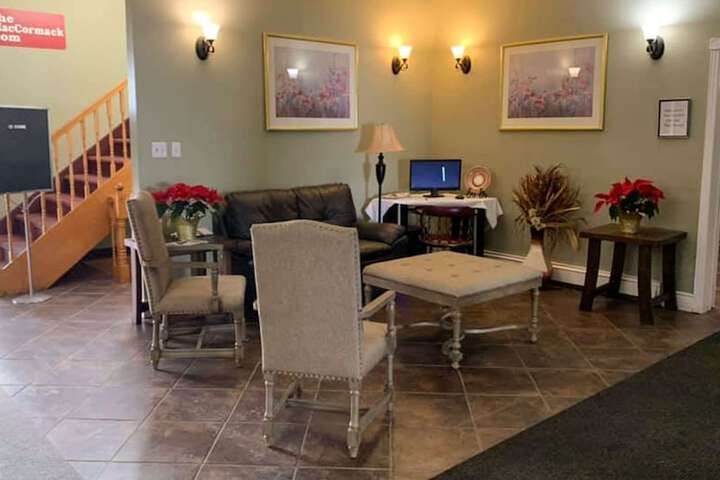 Hotel Interior 4 of 32