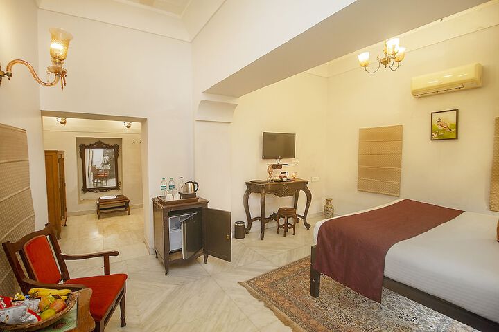 Room 5 of 55