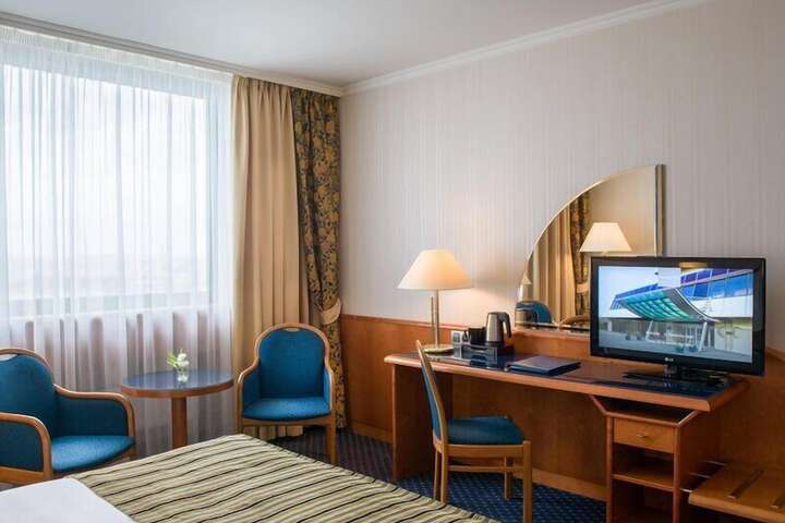 Room 44 of 113