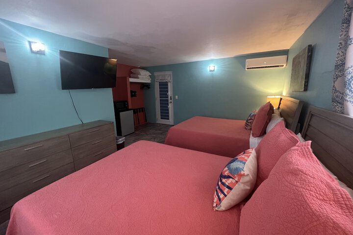 Room 26 of 83