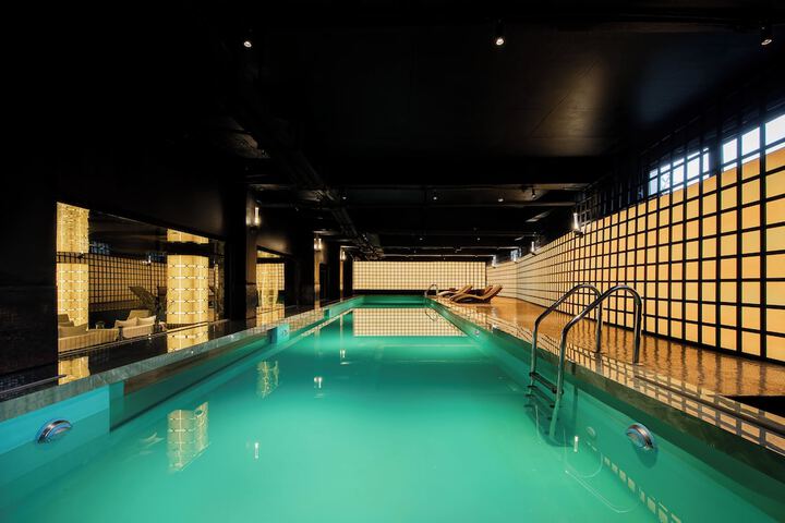 Pool 104 of 143