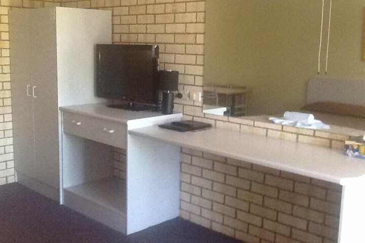 Room 9 of 26