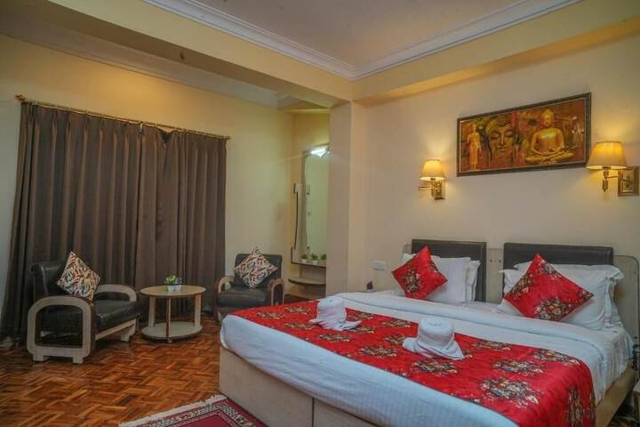 Room 3 of 26