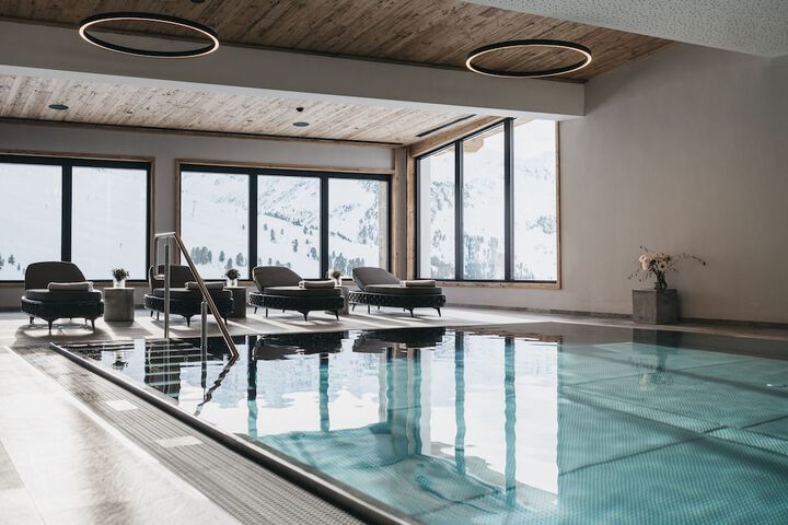 Pool 27 of 60