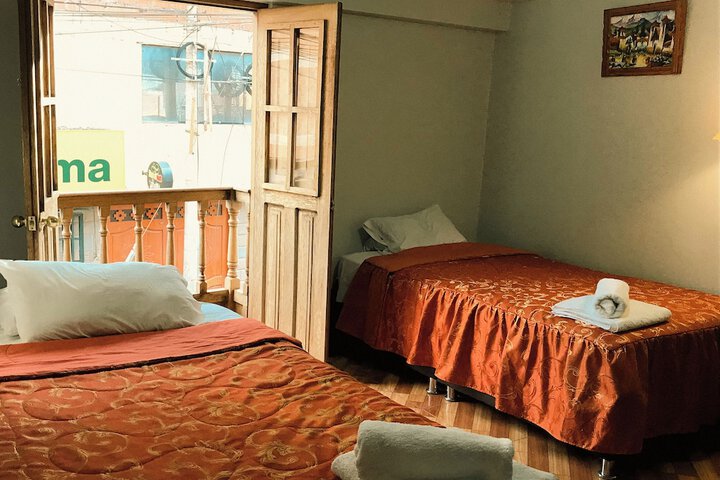 Room 6 of 13