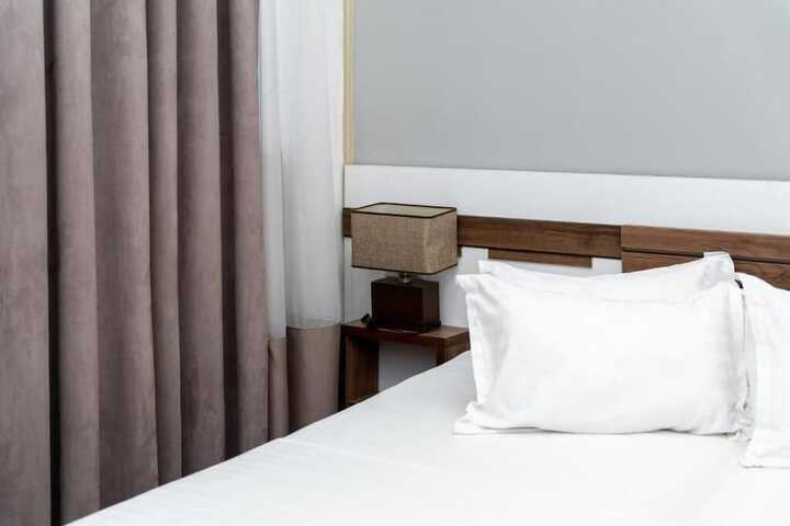 Room 3 of 35