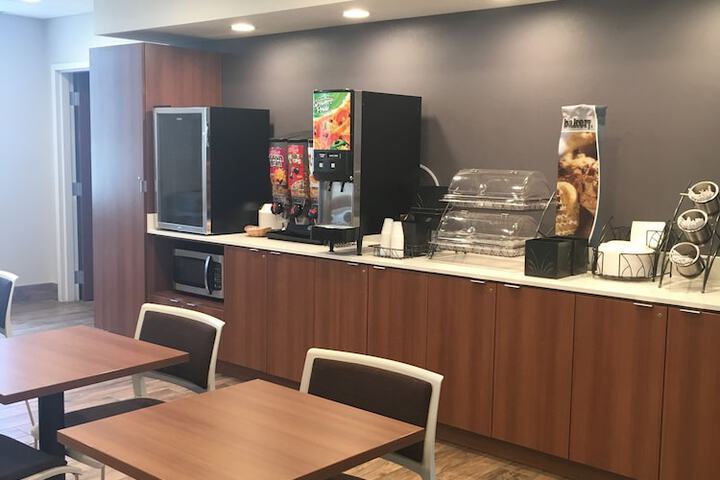 Breakfast area