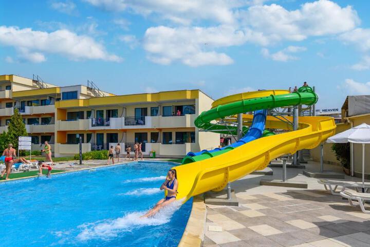 Hotel Glarus Beach
