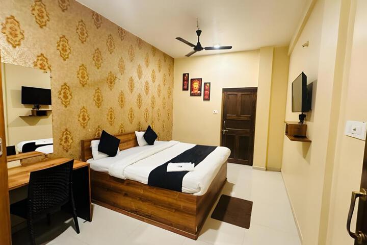 Hotel Neelkanth