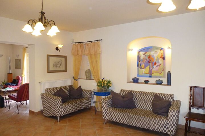 Hotel Interior 4 of 96