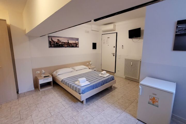 Room 41 of 103