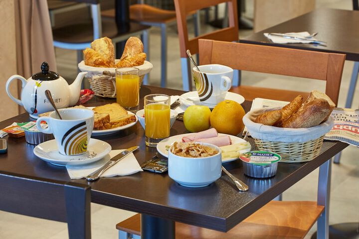 Breakfast meal