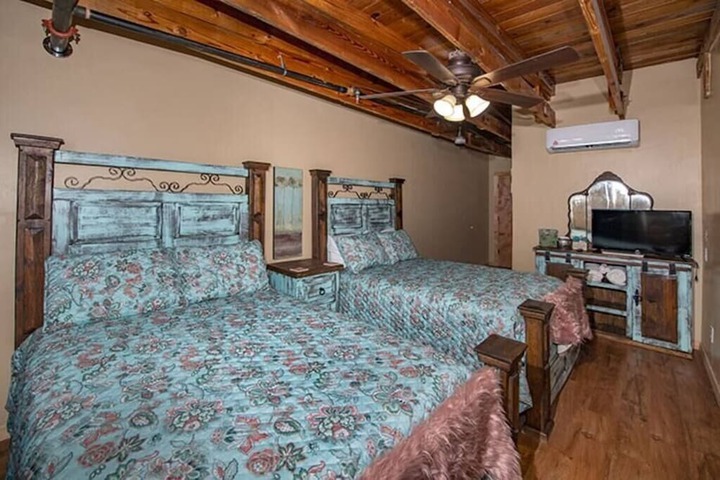 Room 7 of 23