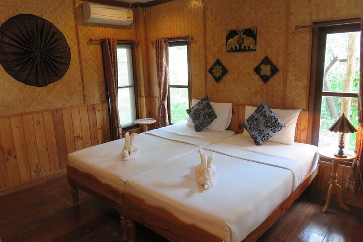 Room 35 of 137