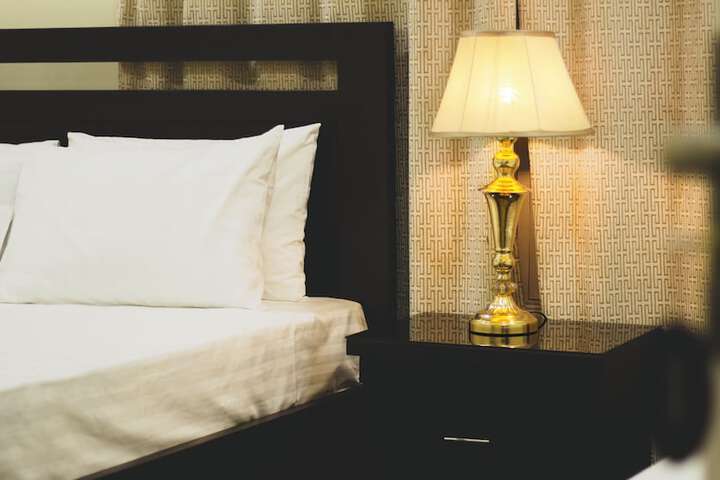 Room 15 of 30