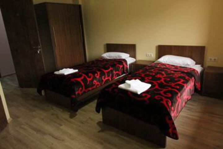 Room 18 of 31